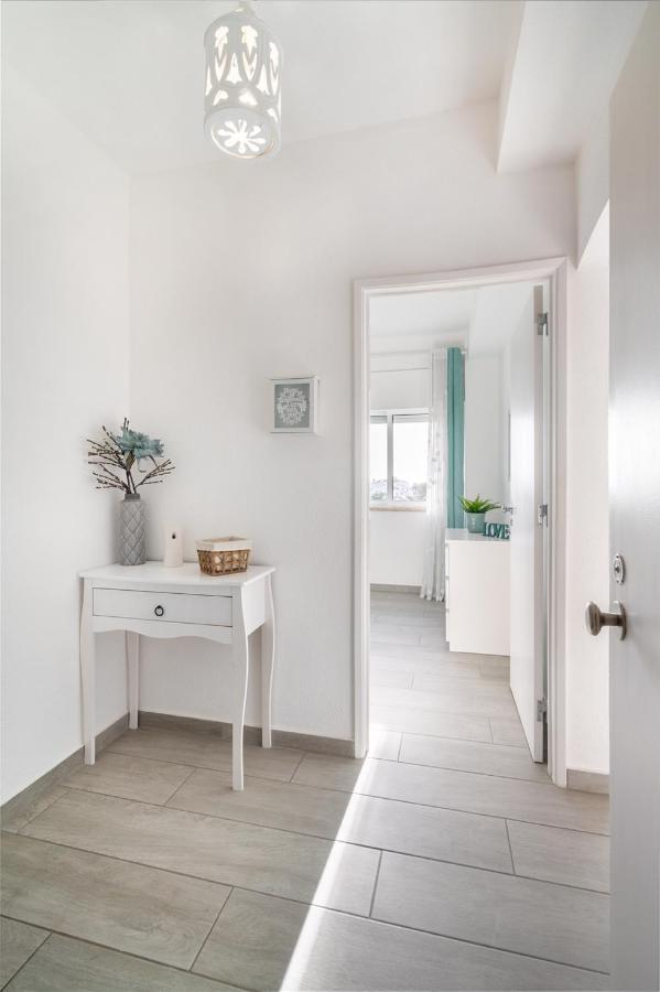 Apartamento Cor Do Mar - Sunny, Clean And Spacious Apartment With Sea View, In Alvor - Very Close Walking Distance To The Beach And Alvor Village Eksteriør bilde