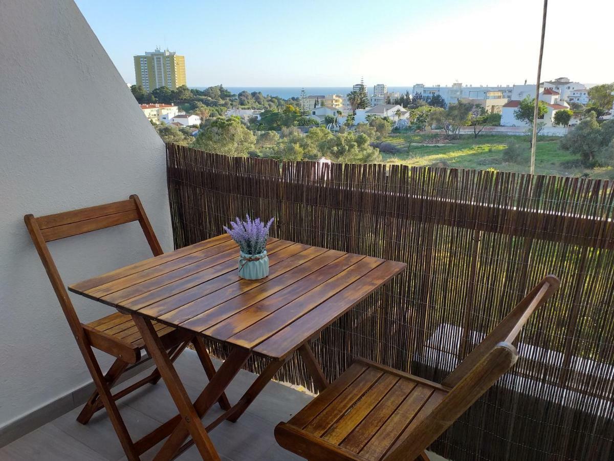 Apartamento Cor Do Mar - Sunny, Clean And Spacious Apartment With Sea View, In Alvor - Very Close Walking Distance To The Beach And Alvor Village Eksteriør bilde